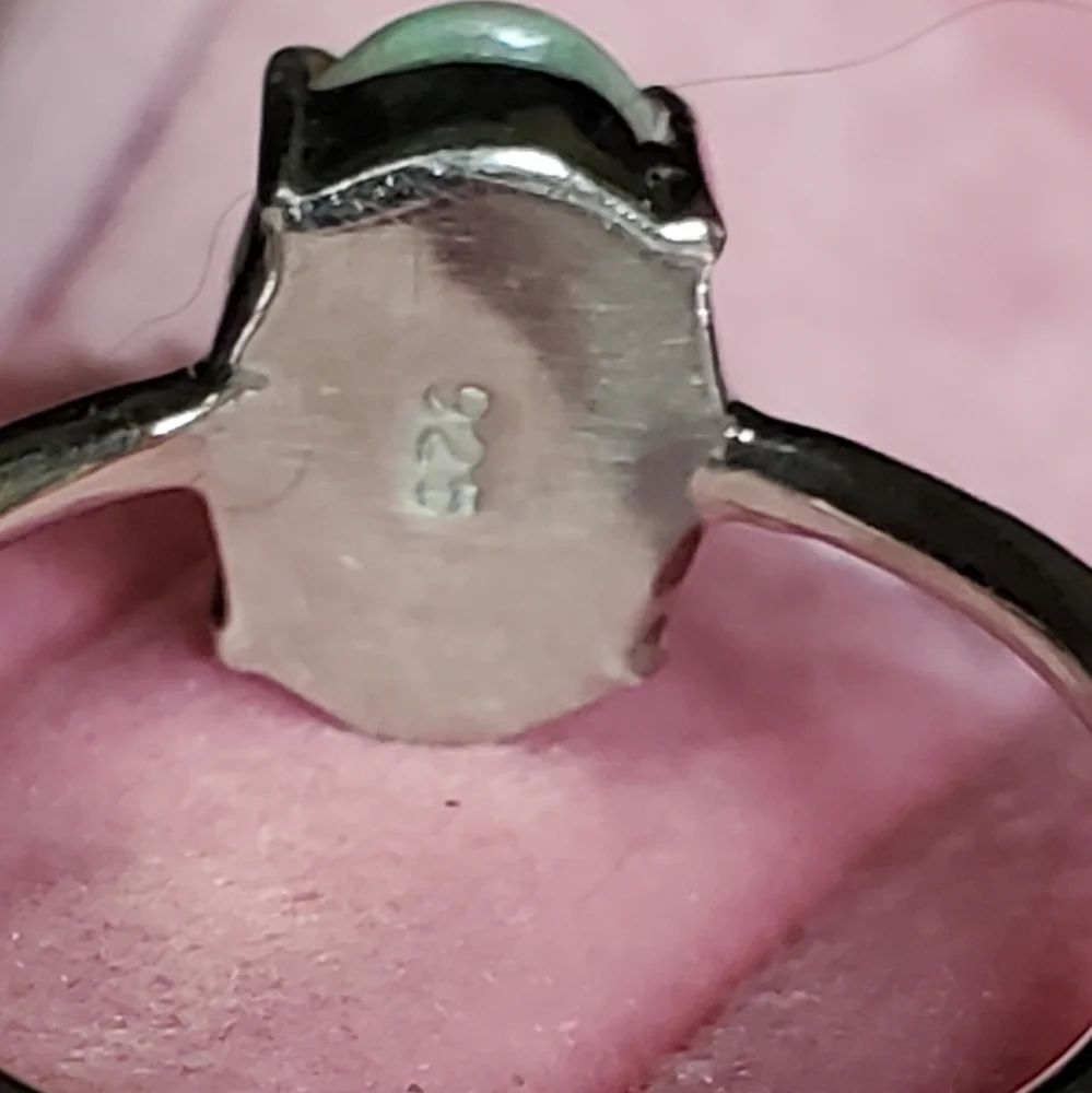 Beautiful Genuine Ethiopian Opal & Sterling Silver Ring - Picture 9 of 10